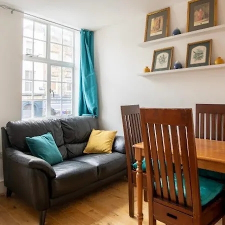 Cozy Suites London Exterior photo