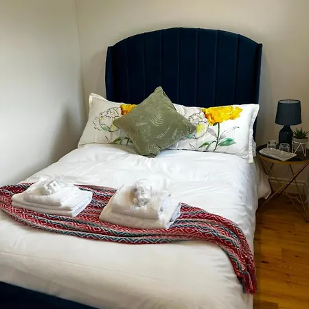 Cozy Suites London Exterior photo